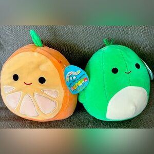 Squishmallow- summer duo